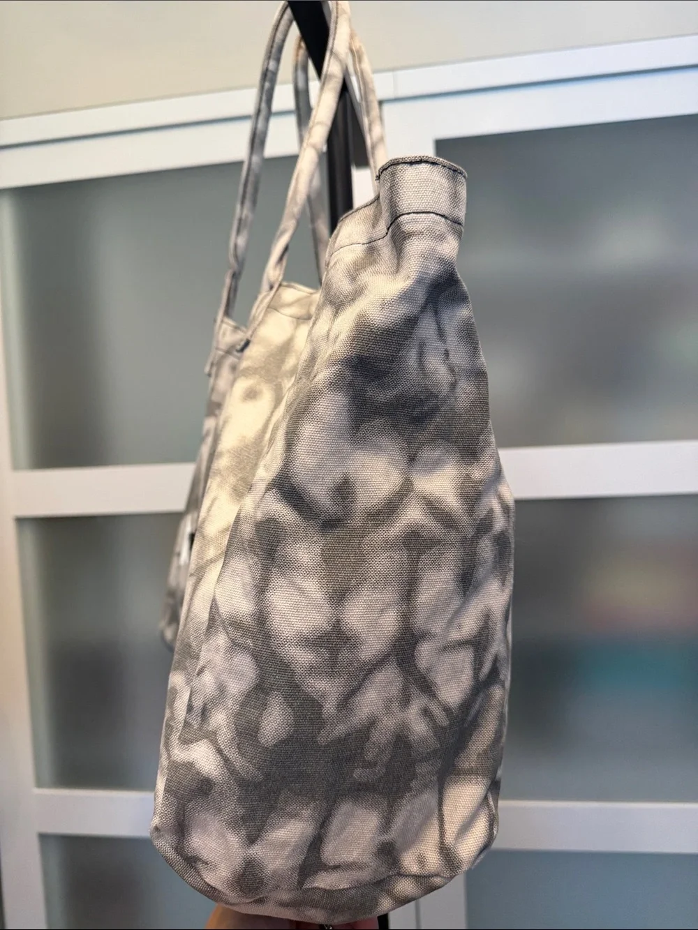 Alo Yoga NEW YORK Limited Edition Gray Tie Dye Canvas Tote